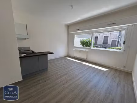 appartement à louer 1 pièce 33.64 m² - laval (53) - 525€
