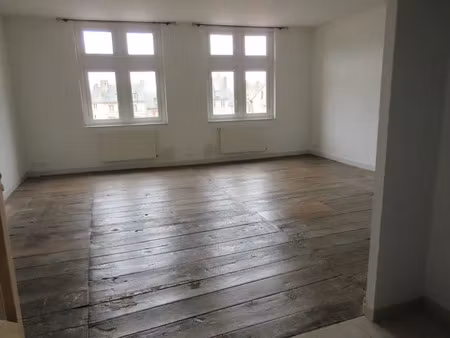 location appartement 3 pièces 109 m² à rodez (12000)