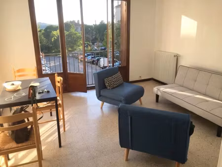 location appartement 3 pièces 55 m² à aix-en-provence (13090)