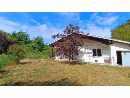 vente maison 3 pièces 101 m² à saint-vivien-de-médoc (33590)  200 000 €