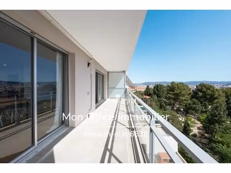 référence : 6638-cla. - appartement 3 pièces avec terrasse dans le quartier de vauban (130