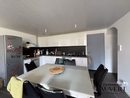 appartement t3 au coeur du village