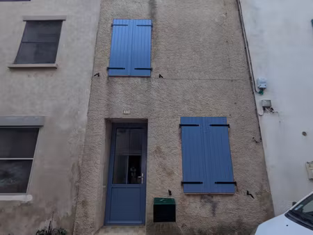 maison de type t3 de village avec cour - gruissan