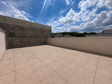 location appartement 3 pièces 59m² aubiere 63170