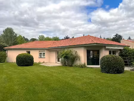 location maison 6 pièces 151m² orcines 63870