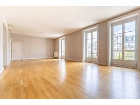 location appartement 5 pièces 195m² grenoble 38000