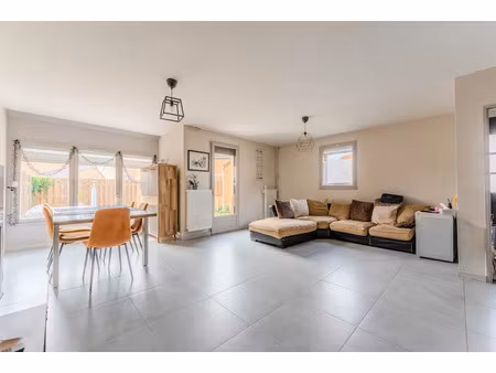 vente maison 5 pièces 92.4 m² à provin (59185)  199 000 €