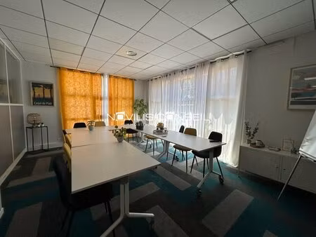 location bureaux 106 m²