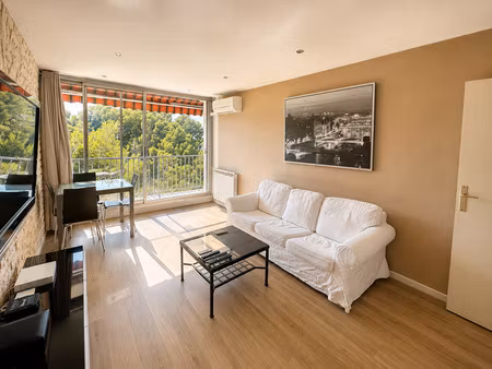 appartement 3 pièces - 60 m²