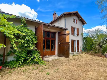 vente propriété 8 pièces 236 m² à peyrilhac (87510)  244 000 €