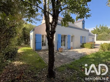 maison à groix (56590)