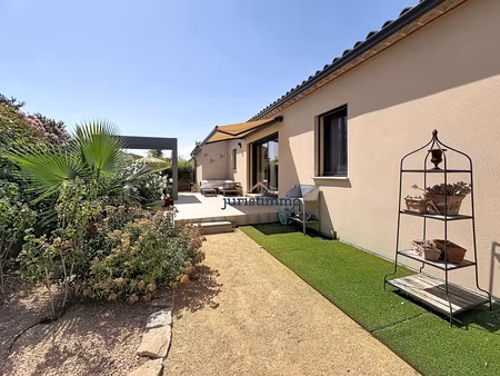 vaison-la-romaine – élégante villa contemporaine de plain-pied à deux pas du centre-ville