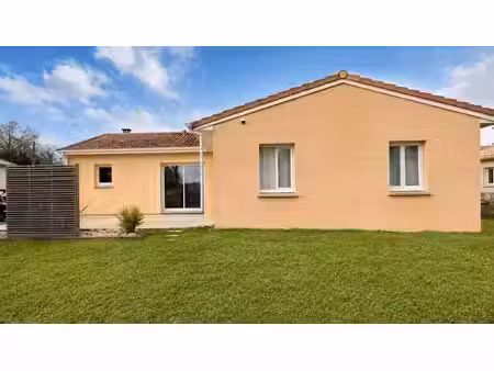 vente maison 4 pièces 145 m² à bégadan (33340)  265 000 €