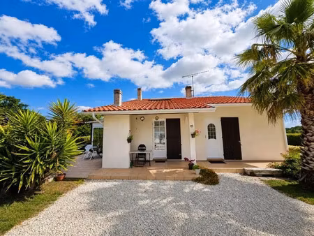 vente maison 4 pièces 105 m² à queyrac (33340)  269 000 €