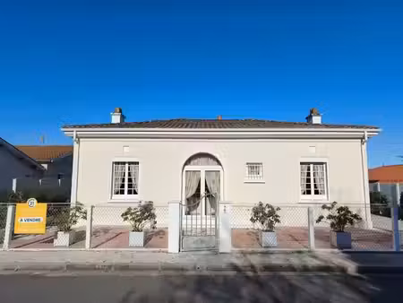 vente maison 5 pièces 120 m² à talais (33590)  269 000 €