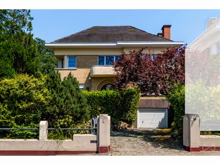 huis te koop in loverval met 4 slaapkamers
