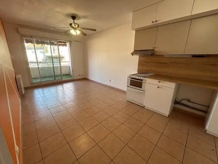 location appartement 2 pièces 36m² marseille 4ème