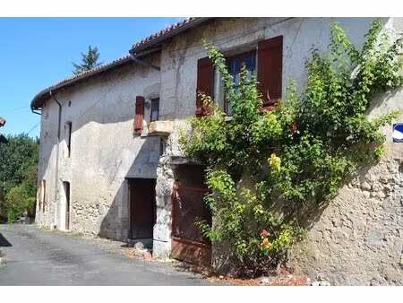 belle maison de caractere avec jardin