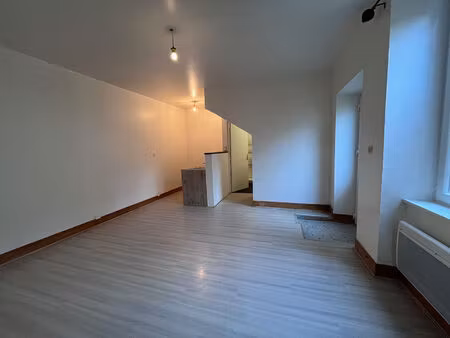 location appartement 1 pièce 41m² besancon 25000