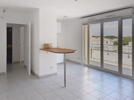 appartement avignon 3 pièce(s) 57.44 m2 + terrasse 9.70 m2