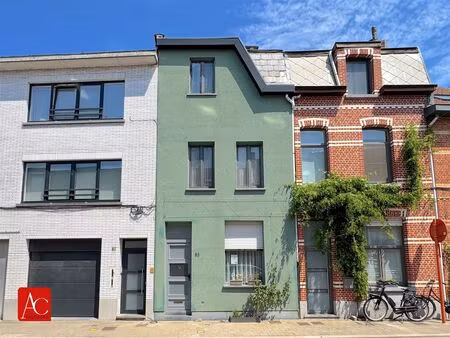 huis te koop in sint-niklaas met 3 slaapkamers
