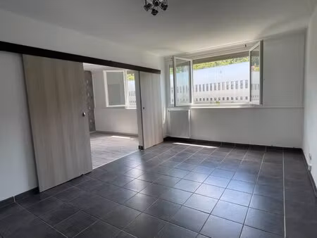 f2 de 54.52 m² la métare