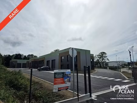 location local d’activités pornic 44210 300m²