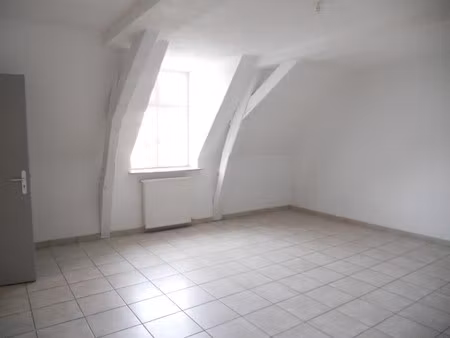 location appartement 4 pièces 81m² st omer 62500