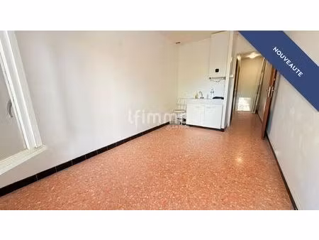 studio proche centre et transports urbains