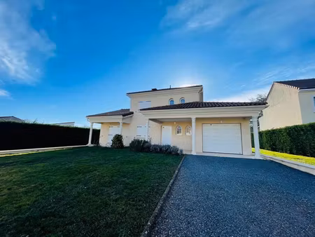 location maison 5 pièces 145 m² à bellerive-sur-allier (03700)