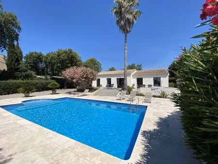 villa de 5 pièces de luxe en location grimaud  france
