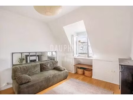 appartement de luxe de 2 pièces en location à champs-elysées  madeleine  triangle d’or  pa