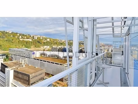 appartement 1 chambre meublé avec accès handicapé  garage et terrasse