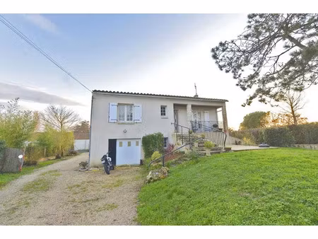 vente maison 7 pièces 152 m² à cozes (17120)  250 000 €