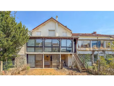 vente maison 5 pièces  244.00m²  montreuil