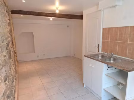 location maison 2 pièces 31 m² à bezouce (30320)