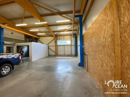 vente local d’activités le loroux bottereau 44430 395m²