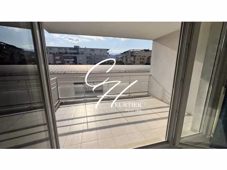 vente appartement 2 pièces 42m2 grenoble 38100 - 106000 € - surface privée