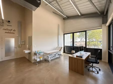 vente commerce 31 m² léguevin (31490)