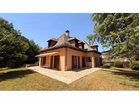 vente maison clairvaux-d'aveyron 12330 - - surface privée