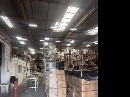 location entrepôt servon 77170 4861m²