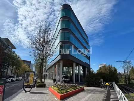 location bureaux 330m² à 1242m²
