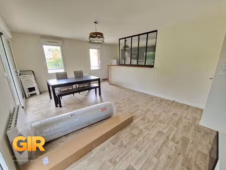 appartement t3 meublé thorigne fouillard 3 pièce(s) 68.49 m2