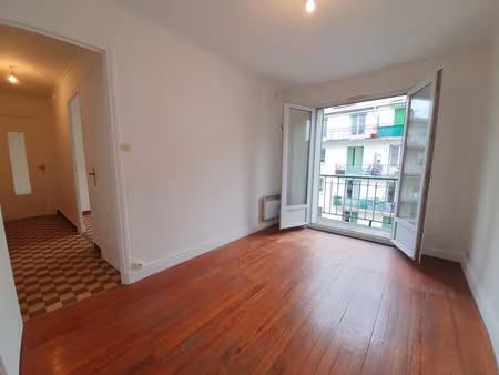 location appartement 2 pièces 37m2 grenoble 38100 - 517 € - surface privée