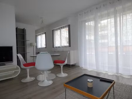 location appartement 1 pièce  32.89m²  romorantin