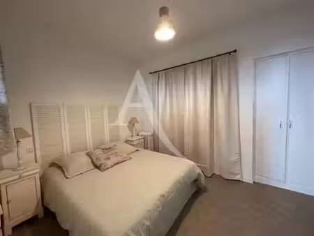 location appartement rochefort 17300 - - surface privée