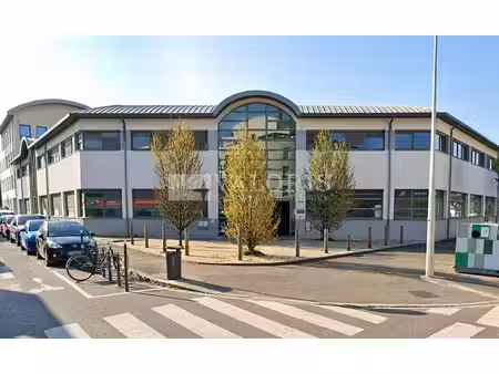 location bureaux 355m²