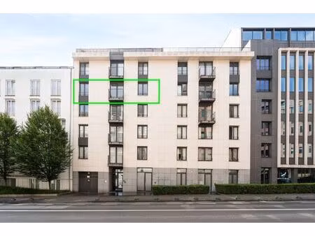 appartement te koop in elsene met 3 slaapkamers