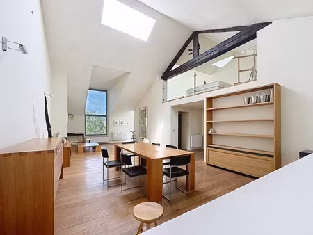 appartement te koop in sint-gillis met 2 slaapkamers