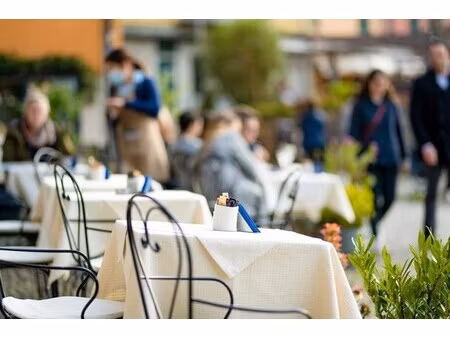 location local d’activités mandelieu la napoule 06210 147m²